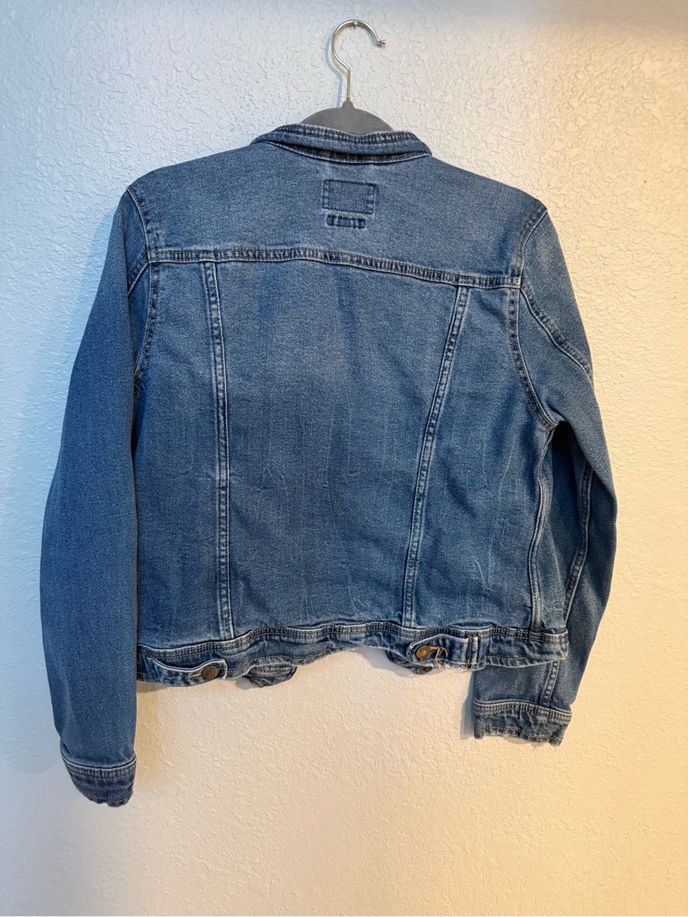 Universal Thread Jean Jacket - Picture 3 of 4